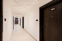 Townhouse Oak Kanpur Barra 5 Formerly Royal Residency