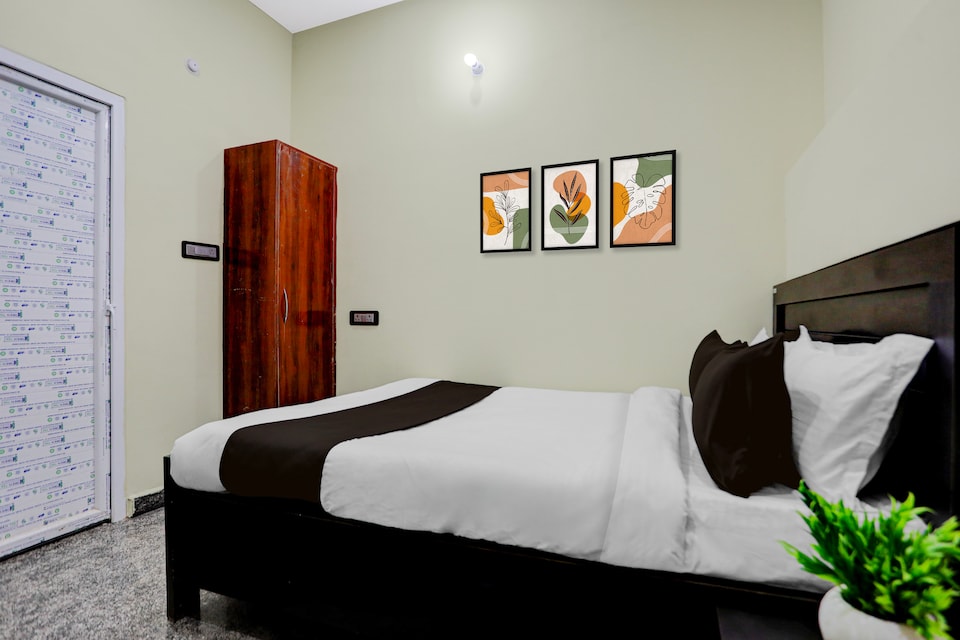 Super Hotel O Divisha, Patna Station, पटना