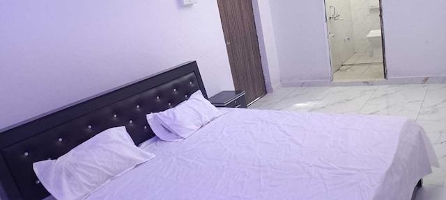 OYO 841776 Shivam Hotel