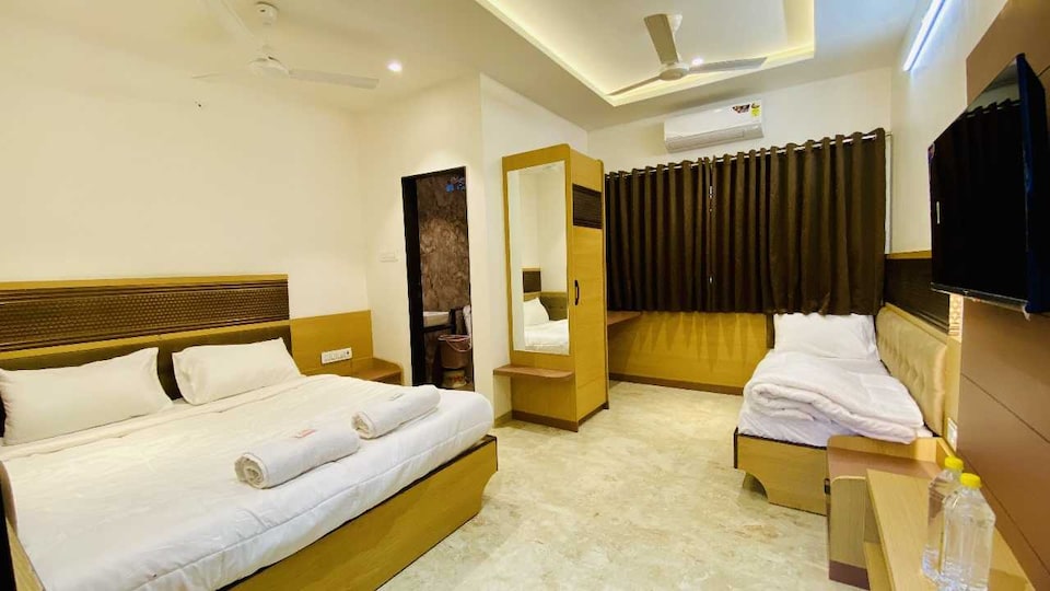 Hotel O 777, Pithampur, Pithampur