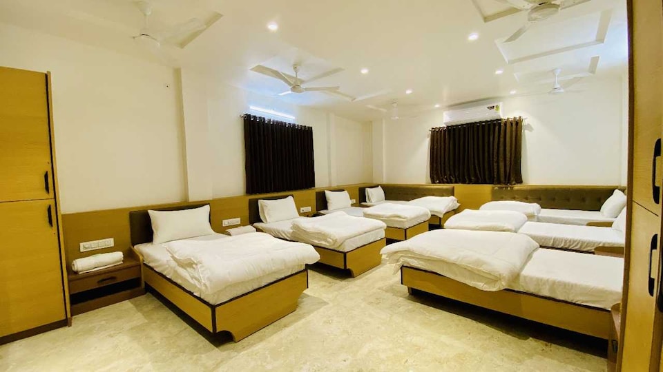 Hotel O 777, Pithampur, Pithampur