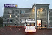 Hotel O Malwa RESORT