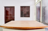 SPOT ON Royal Residency