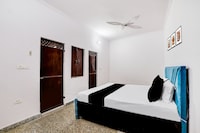 SPOT ON Royal Residency