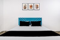 SPOT ON Royal Residency