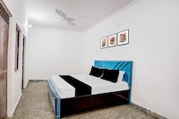 SPOT ON Royal Residency