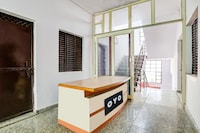 SPOT ON Royal Residency