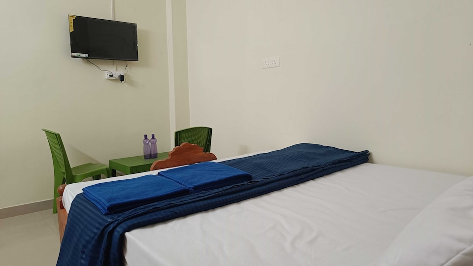 Spot On Razz Palace, Chandrasekharpur, Bhubaneswar