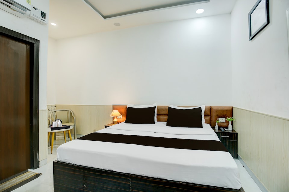 Hotel O Classic , Pakhowal Road Ludhiana, Ludhiana