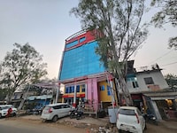 SPOT ON Hotel LX INN