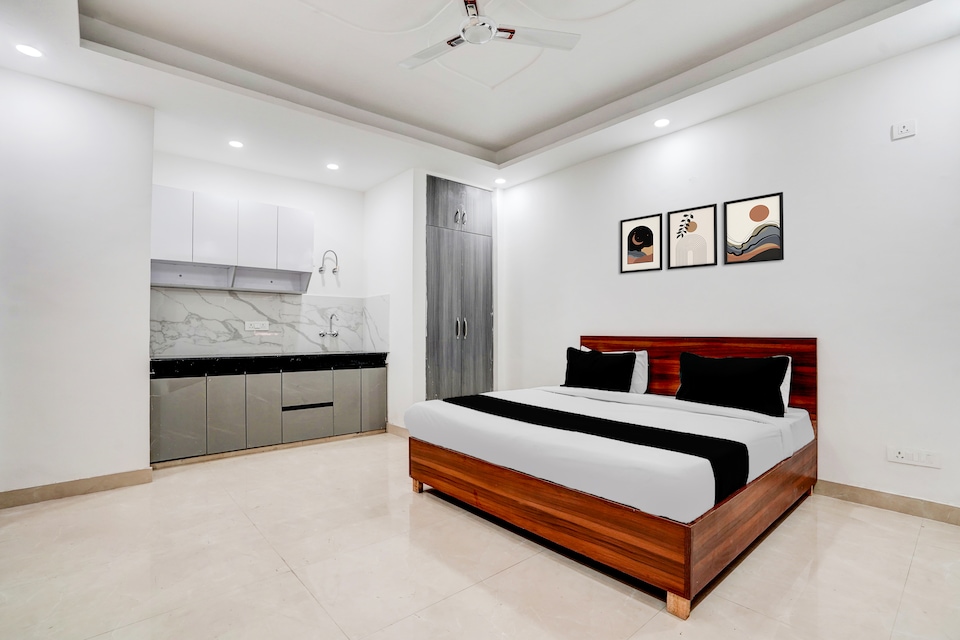 Hotel O Mannat Inn, Saket Delhi, Delhi