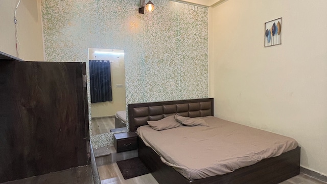 SPOT ON ROYAL INN HOTEL