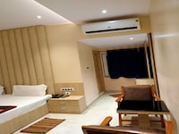 Clubhouse Hotel by CheckIn Igatpuri