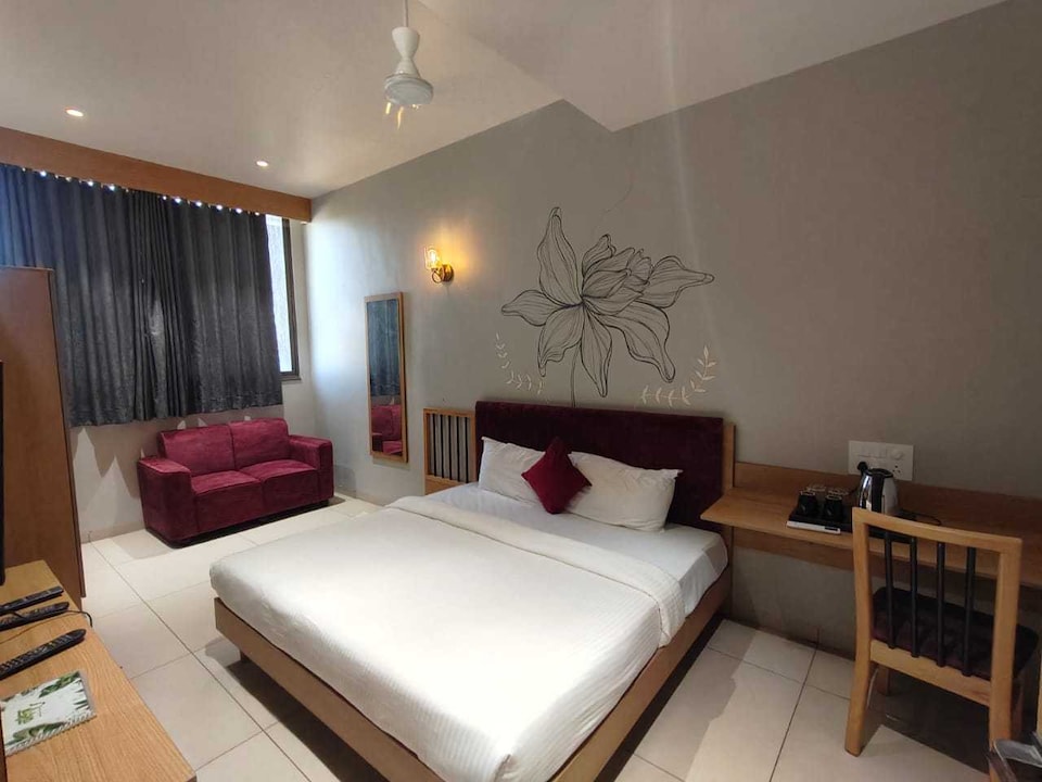 Hotel O Satara Bypass Formerly Sairaj Lodging, Satara, Satara