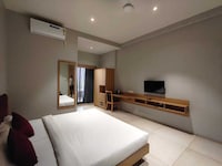 Hotel O Satara Bypass Formerly Sairaj Lodging