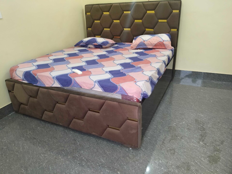 Hotel O HEAVEN HOTEL, Ghaziabad City, Ghaziabad