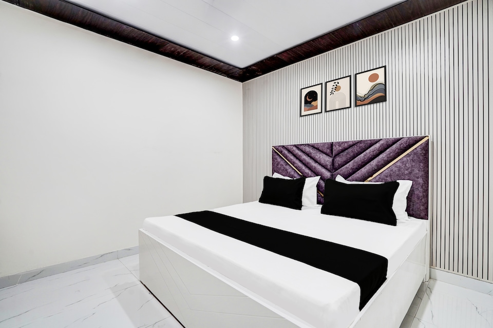 Hotel O ATHITI PALACE TWO, Faridabad, Faridabad