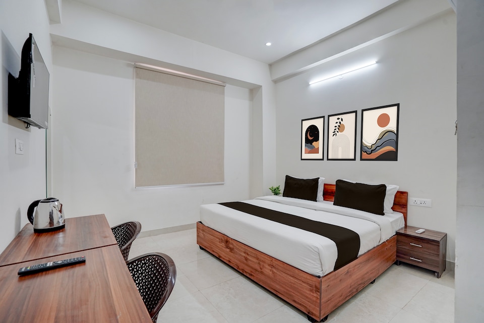 Hotel O The Hive Stay , Jaipur Airport, Jaipur