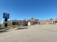American Inn by Hotel O Selma US 80