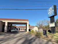 American Inn by Hotel O Selma US 80