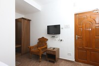 OYO The Oriental Business Hotel Near Ags Cinemas T Nagar