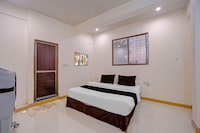 SPOT ON Hotel Mahek inn