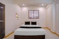 SPOT ON Hotel Mahek inn