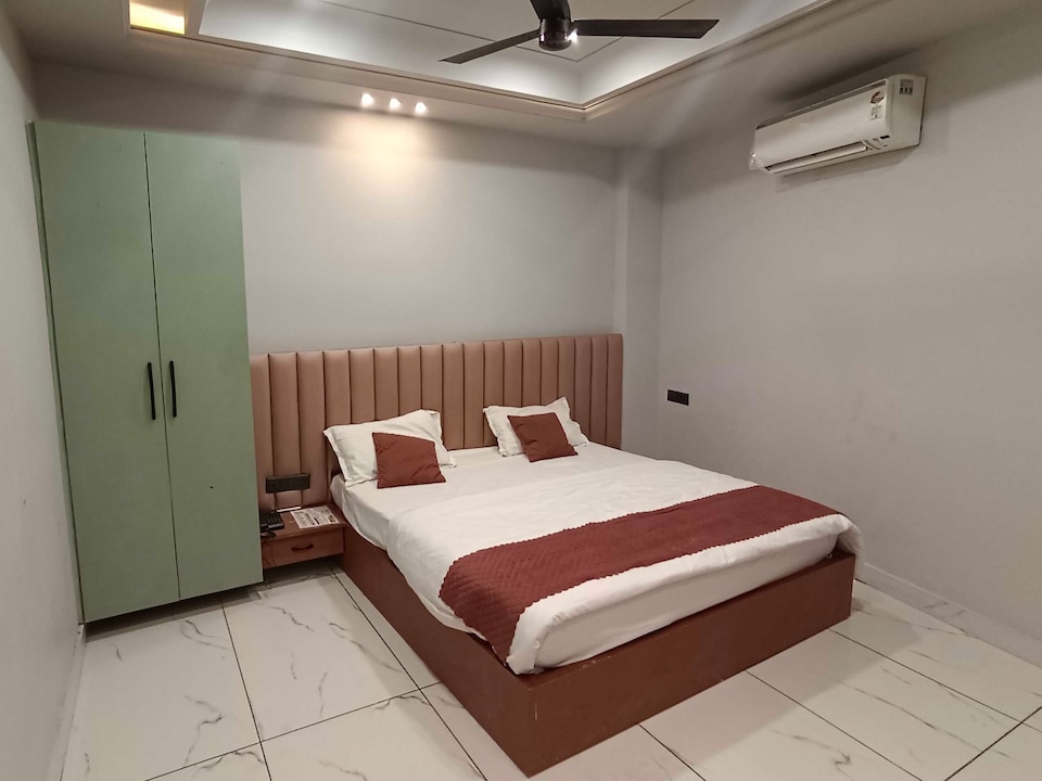 Hotel O Panipat Railway Station Formerly Model Town, GT Road Panipat, Panipat