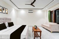 Hotel O Sector 18 Noida Formerly Terrene Empire