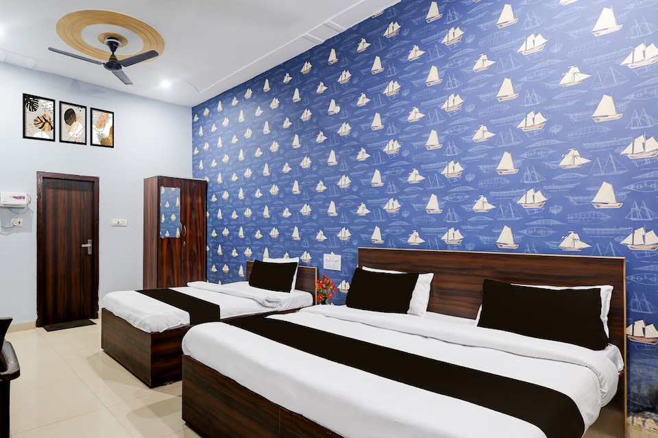 Collection O Iskcon Vrindavan Formerly Shri Mukund Dham, Iskcon Vrindavan, Vrindavan