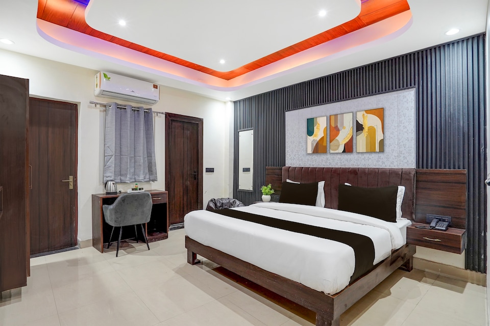Hotel O The Ivory Loft, Noida Industrial Area Mamura, Noida