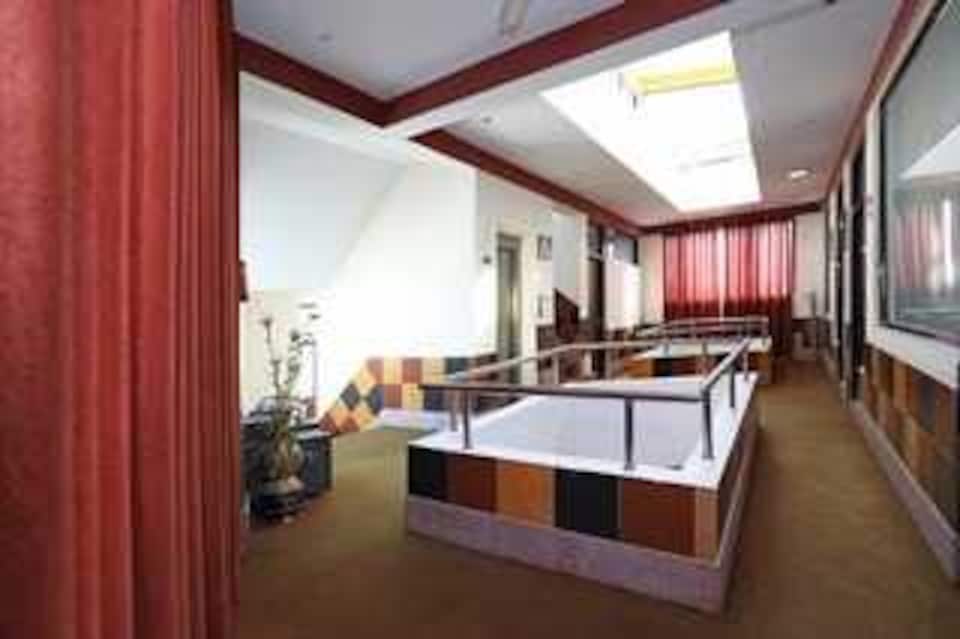 Hotel O Delight Inn, Noida City, Noida