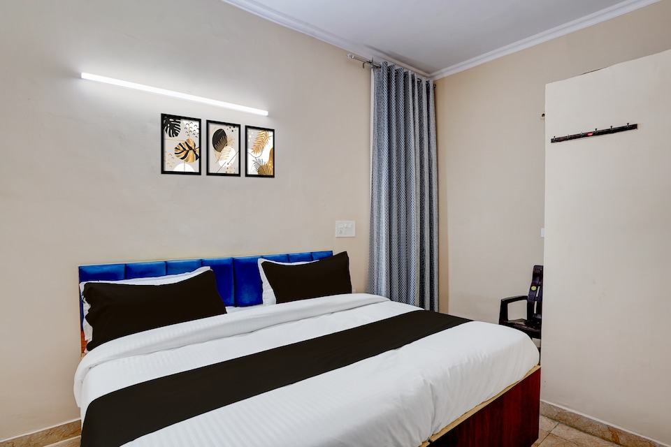 Hotel O Delight Inn, Noida City, Noida