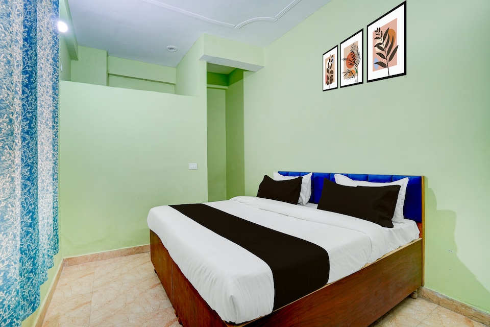 Hotel O Delight Inn, Noida City, Noida
