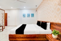 Collection O Rajpipla Bus Terminal Formerly Rajniwas