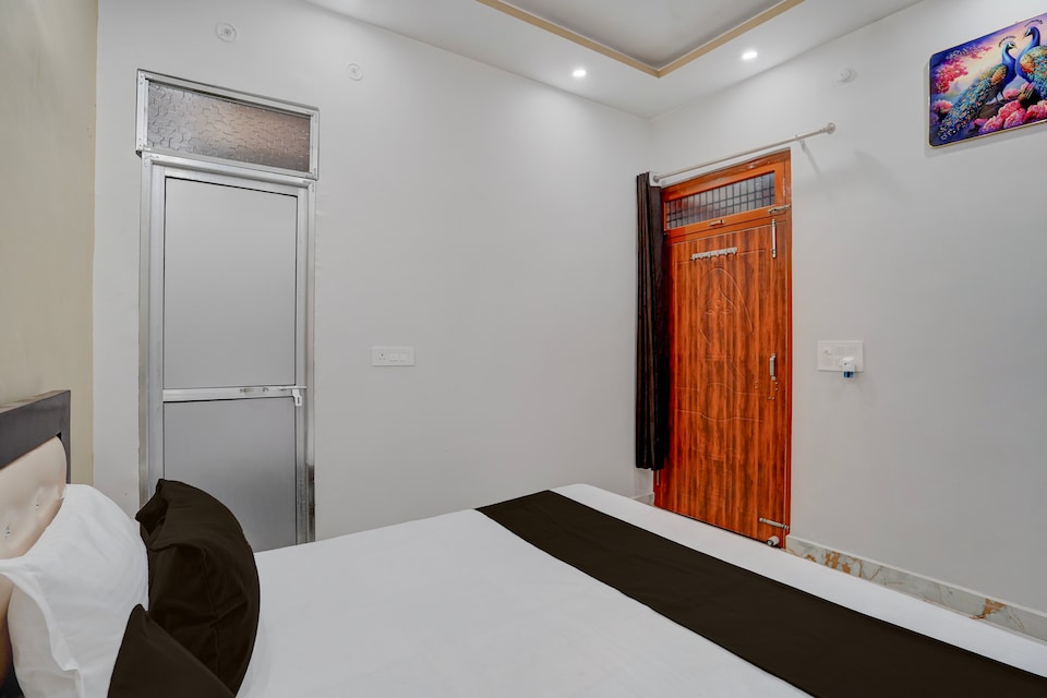 SPOT ON Shri Shankar Inn, Ayodhya, Ayodhya