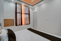 SPOT ON Shri Shankar Inn