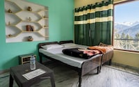 SPOT ON  Chaukhamba View Stay