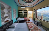 SPOT ON  Chaukhamba View Stay