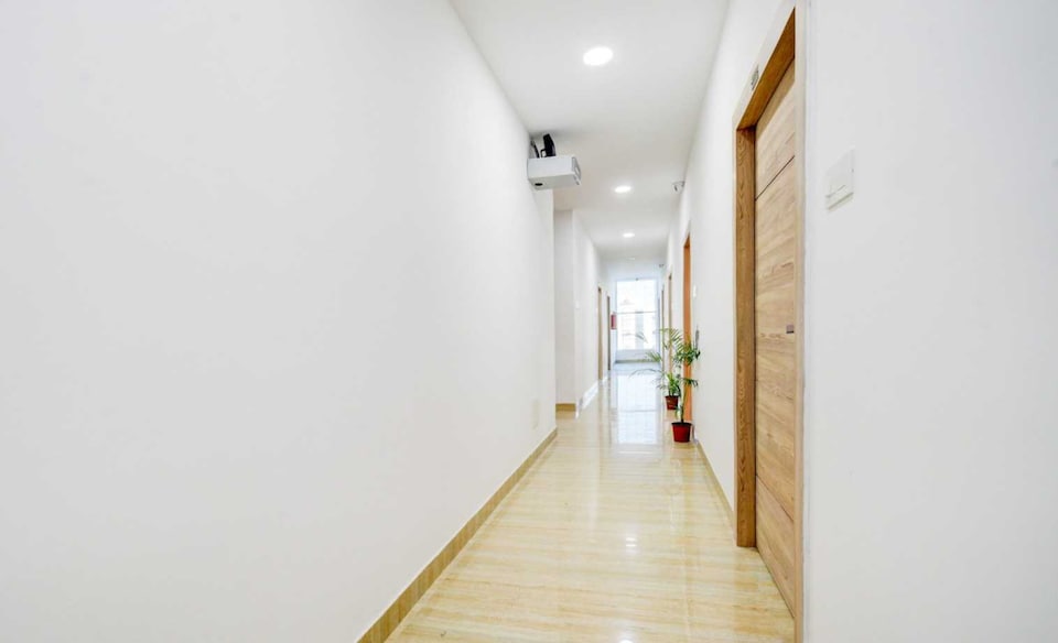 Collection O Tarnaka Metro Station Hyderabad, LB Nagar-Uppal, Hyderabad