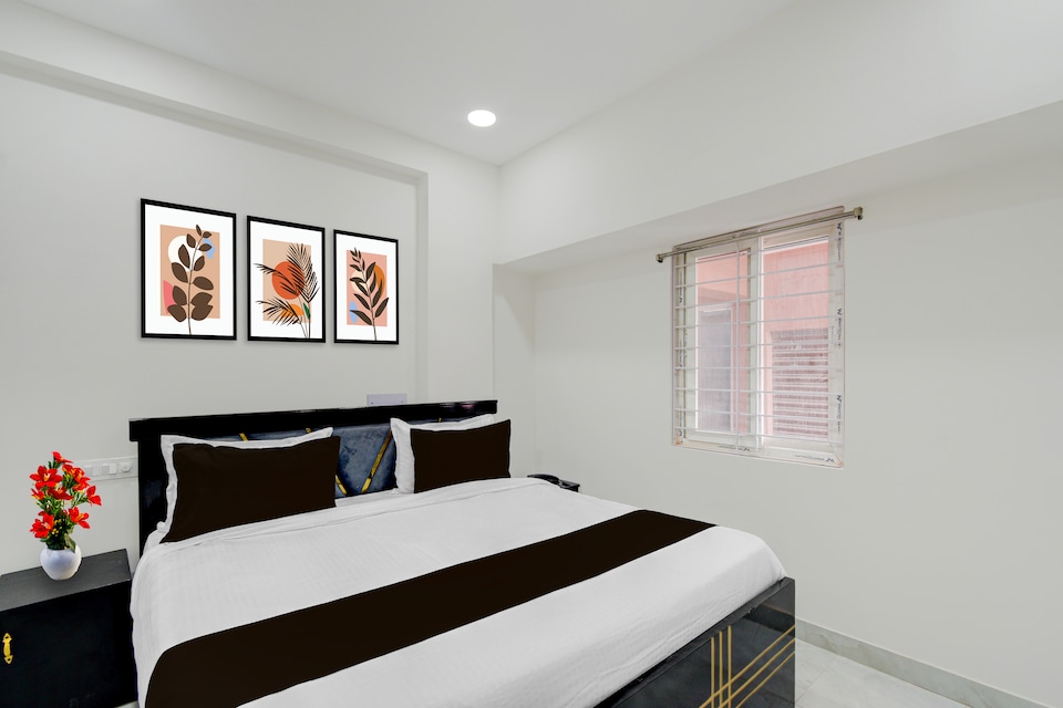 Super Collection O Tarnaka Metro Station Hyderabad, LB Nagar-Uppal, Hyderabad