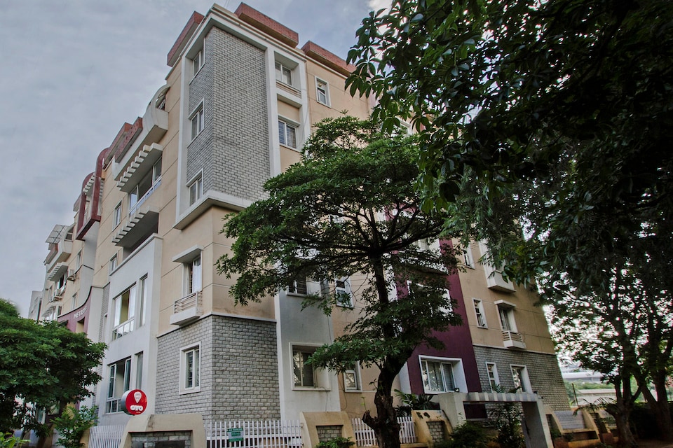 OYO 2571 Hotel Vajra Vihar, Madhapur, Hyderabad