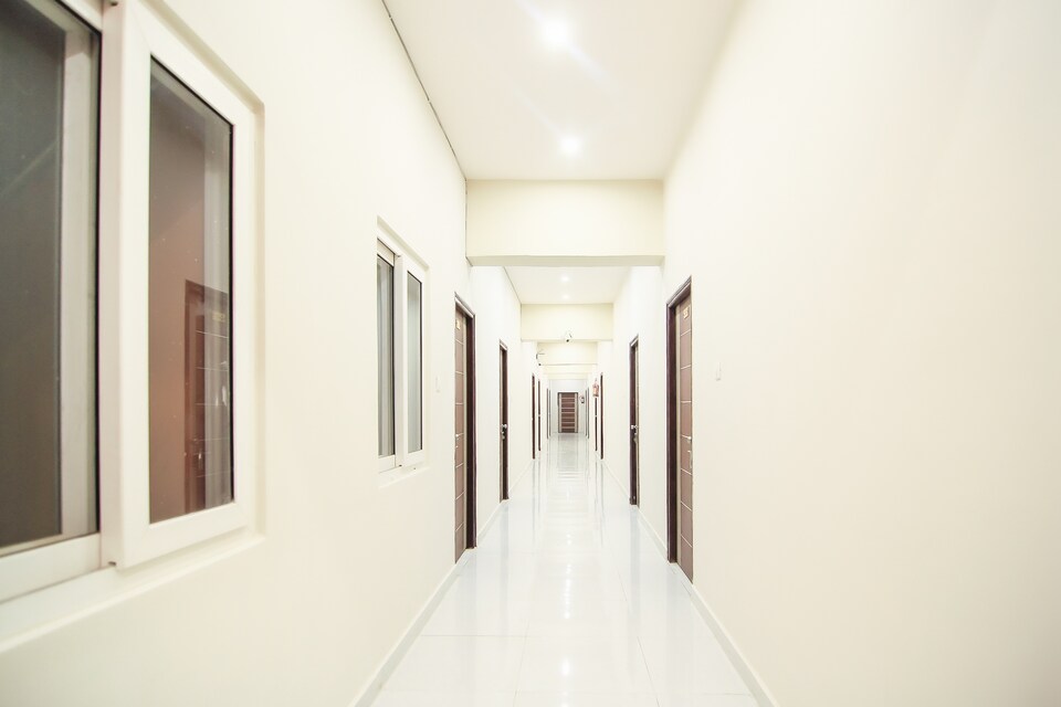 Capital O 13418 Maple Delite, Airport Lucknow, Lucknow