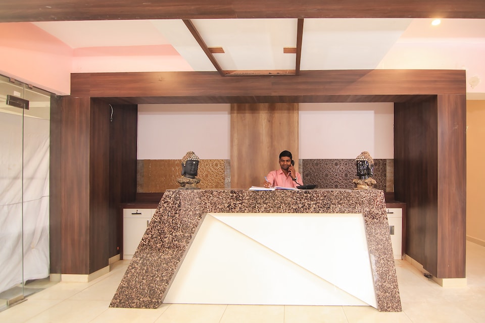 Capital O 13418 Maple Delite, Airport Lucknow, Lucknow