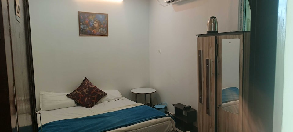 Hotel O Janki Hotel And Restaurant, Tikonia Haldwani, Haldwani