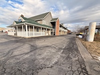 Residential Suites Blue Springs by Hotel O I 70