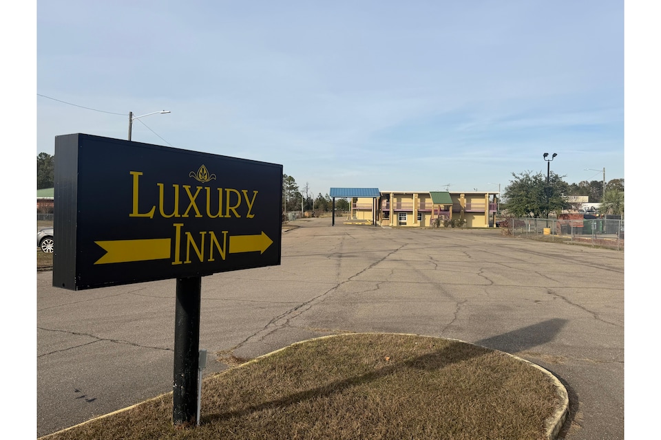 Luxury Inn By Hotel O Hattiesburg, MS, C39401, Hattiesburg