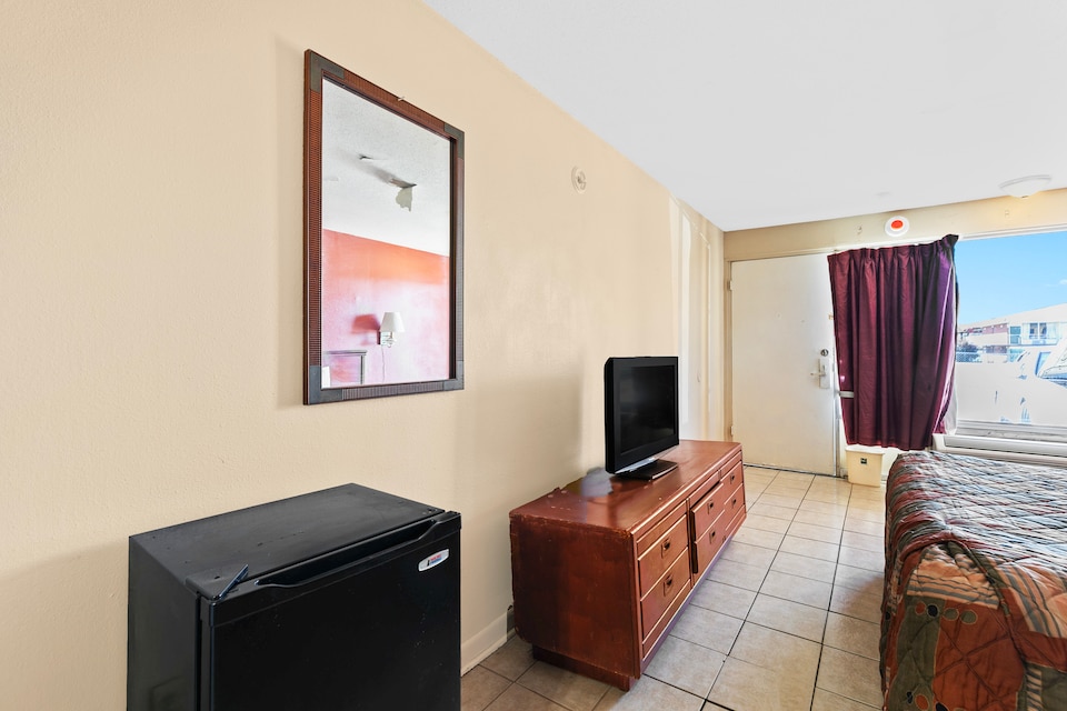 Luxury Inn By Hotel O Hattiesburg, MS, C39401, Hattiesburg