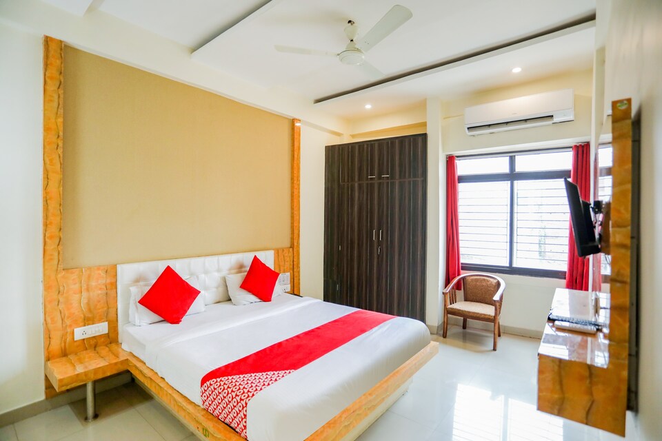 Capital O Kamdhenu Inn, Railway Station Allahabad, Prayagraj