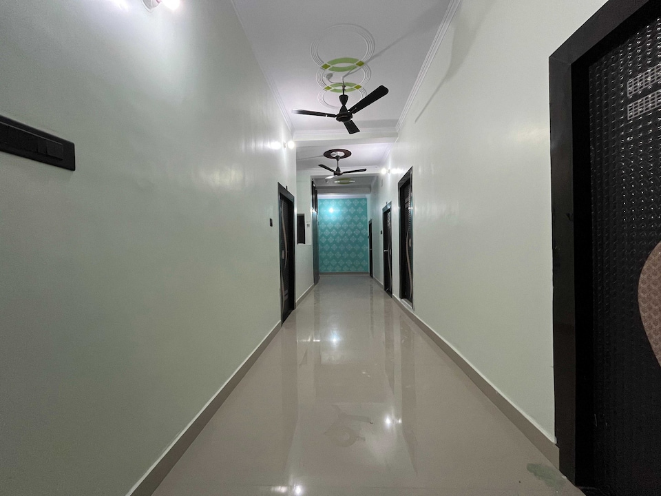 Hotel O Mahadev Palace , Hajipur Patna, Patna